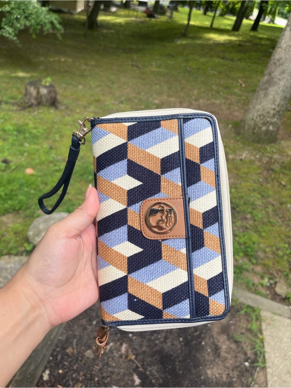 Spartina 449 Geometric Zip Wallet in Blue, Tan & Navy